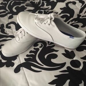 White Keds